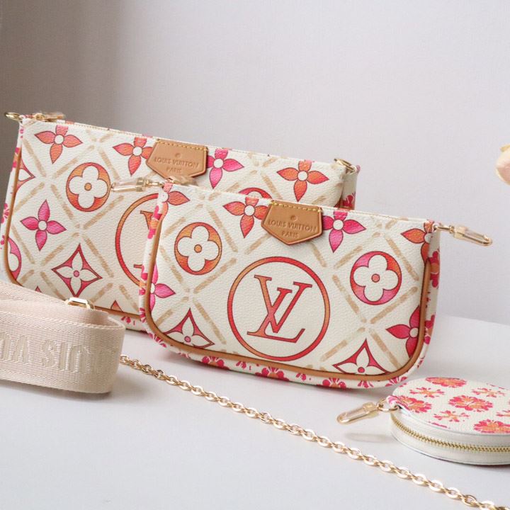 LV Clutch Bags
